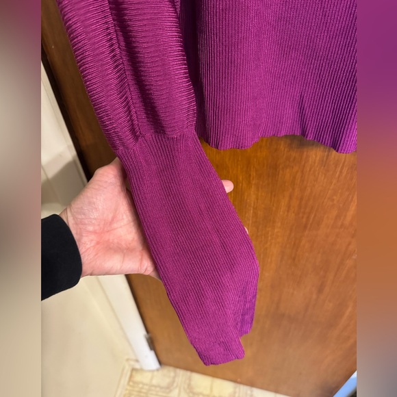 NWOT Bar III Size XL Fuchsia Textured Dolman Sleeve Crop Top Sweater - Picture 9 of 16